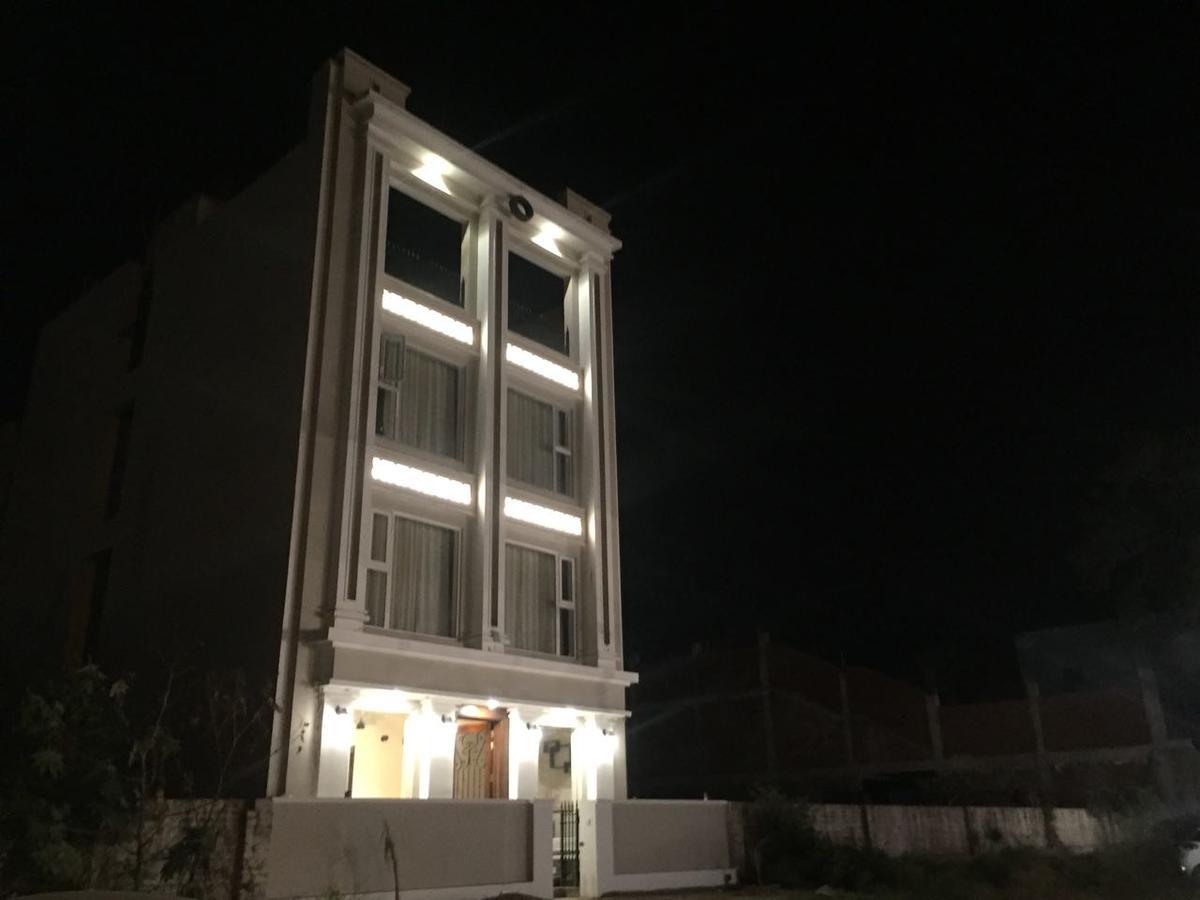 Lotus Grand Akm Hotel Kālka Екстериор снимка